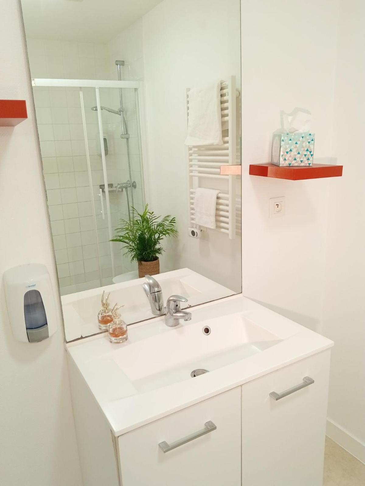 Residence New Rochelle Ла-Рошель Экстерьер фото